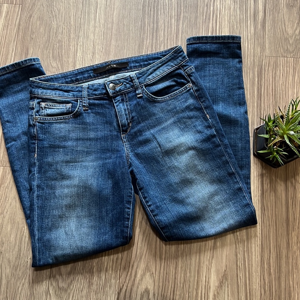 JOE’s Skinny Ankle Jeans 28